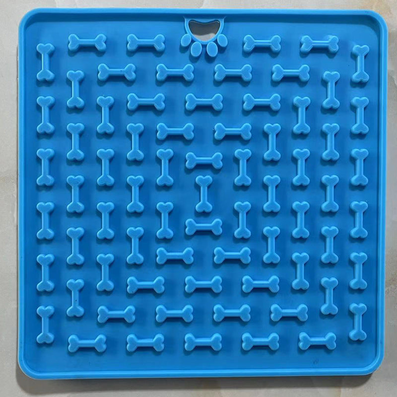 Dog lick mat slow feeder - suction base detail