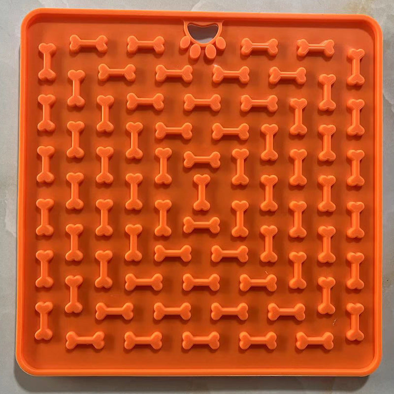 PawWell lick mat - easy to clean dishwasher safe